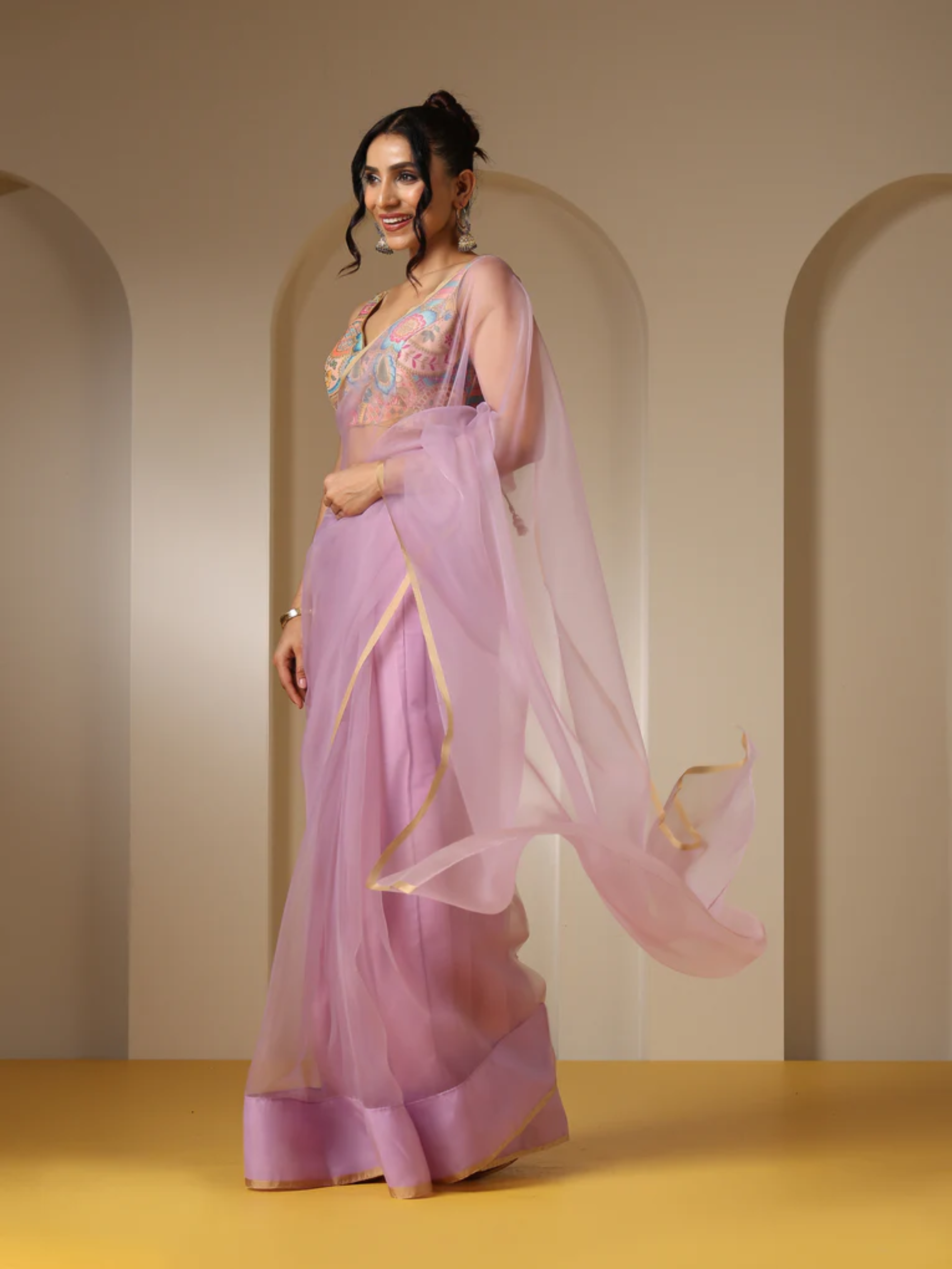 Celebrity_closet_10_3c79d4d2-f416-463c-9613-13922b38f26c.png