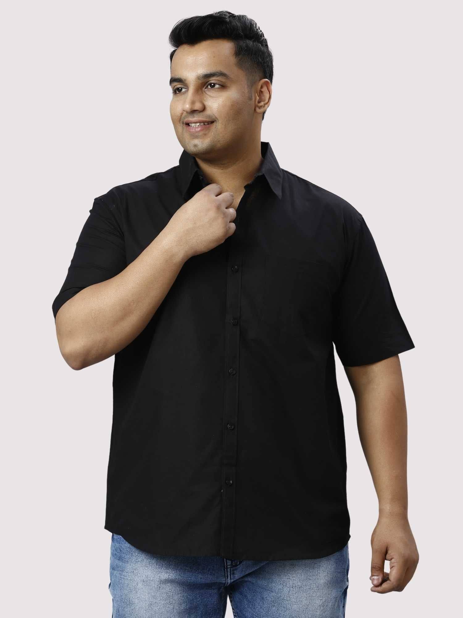 black-pure-cotton-half-sleeve-shirt-men-s-plus-size-guniaa-fashions-1.jpg
