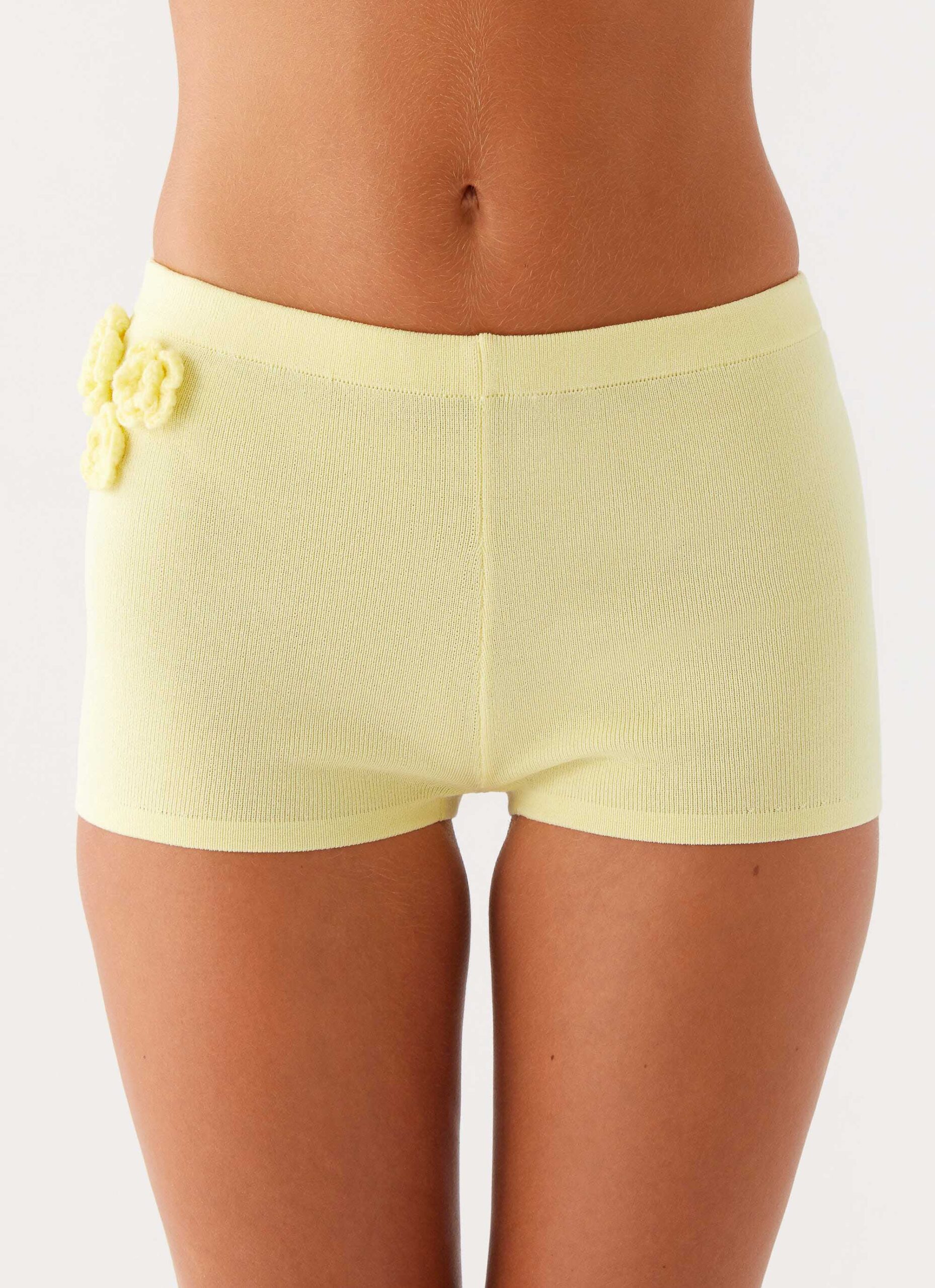 AliahKnitShortsYellow4.jpg