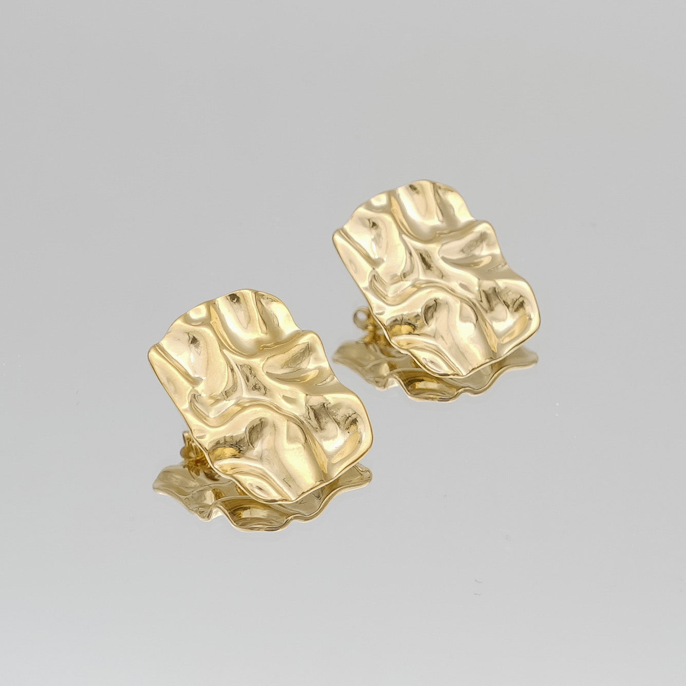 ElenaEarrings01-gold_PRYA.jpg