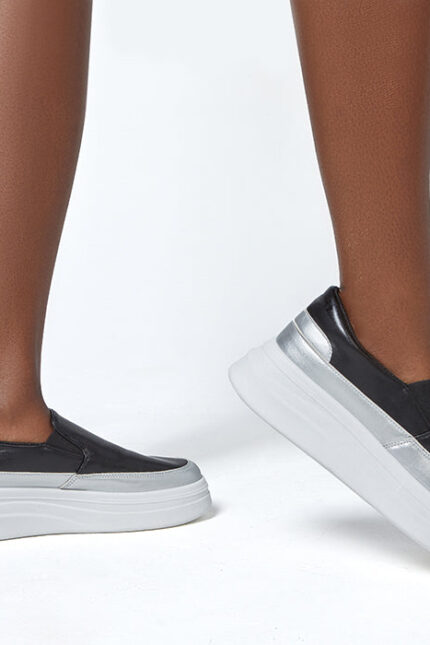 Platform colour block sneaker