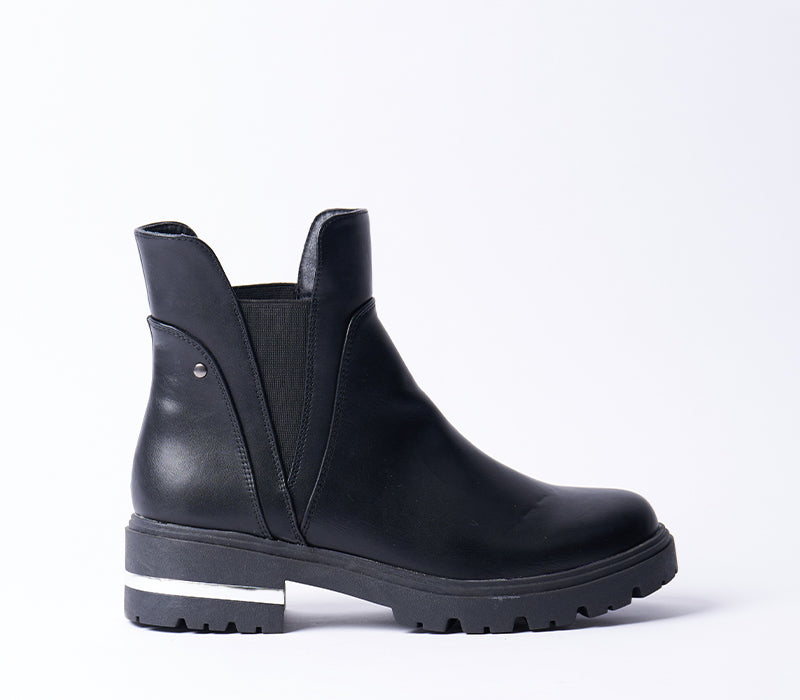 L_W5SLXFSR6APBL_SHOES_7-1.jpg