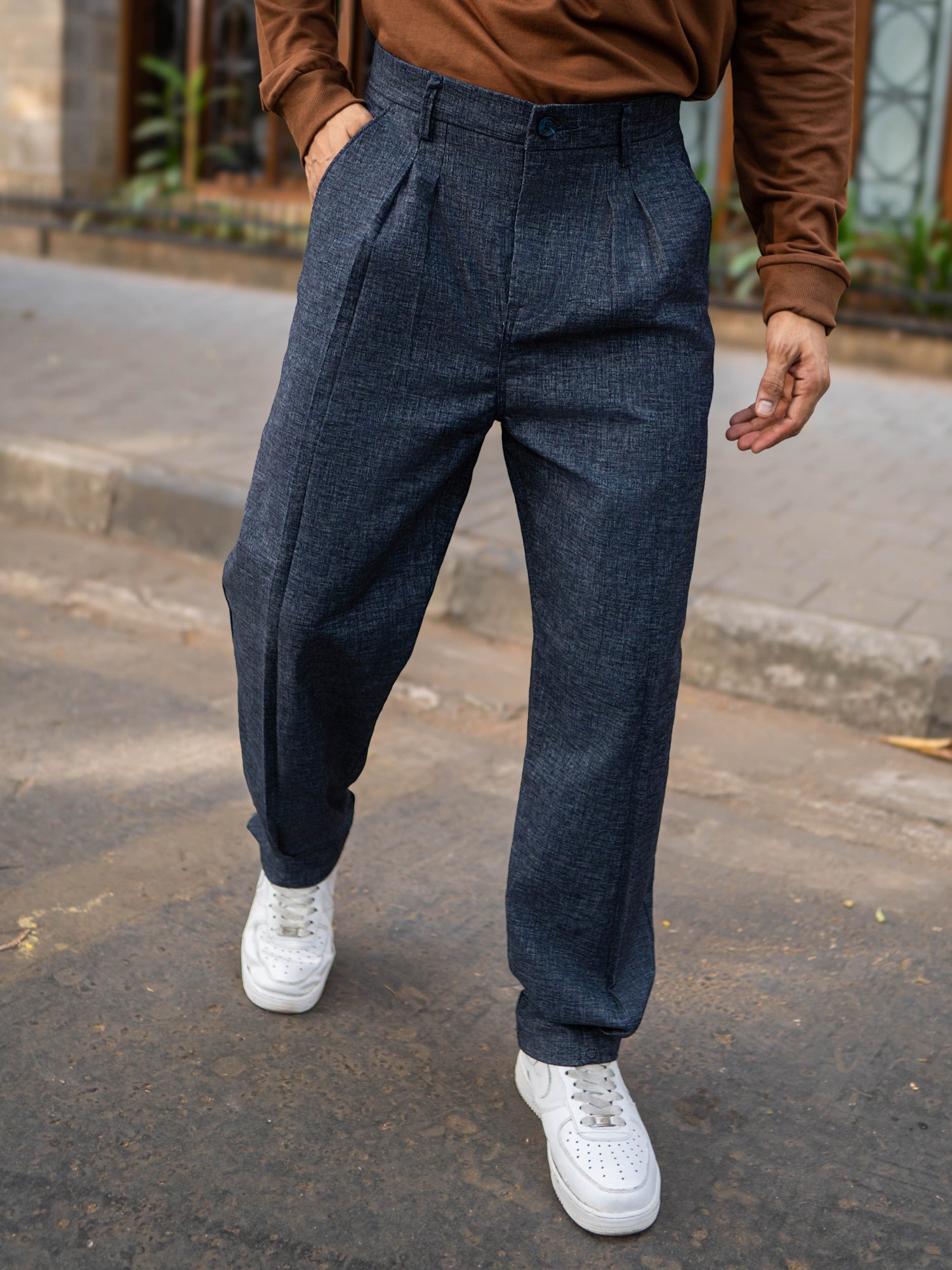 MN25-TROUSER-NAVY-2PLEAT-LINEN_1_4f5b75aa-f3c0-497e-9e1d-57b210f4dcd4.jpg