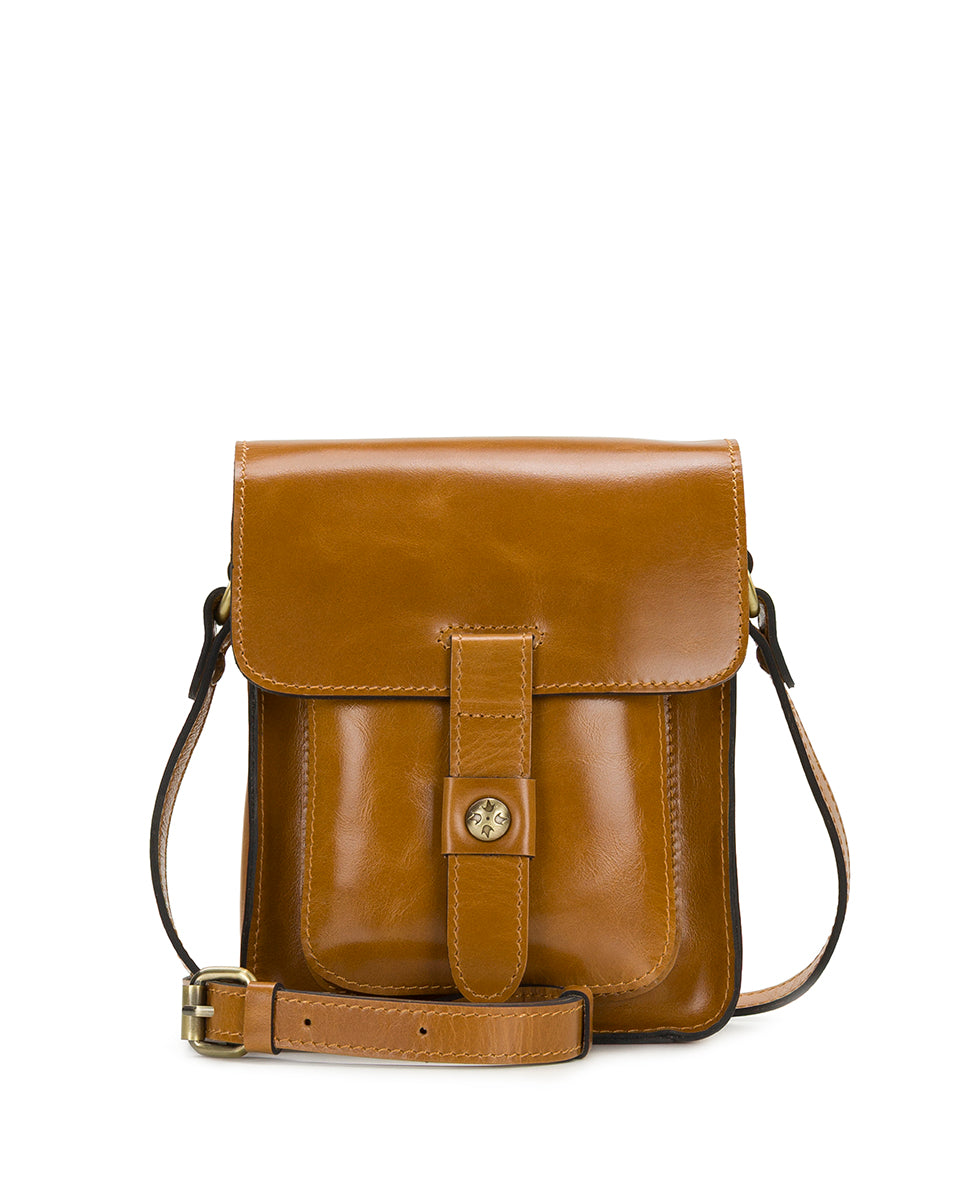 P170742_Lari_LightTan_0001_Front.jpg