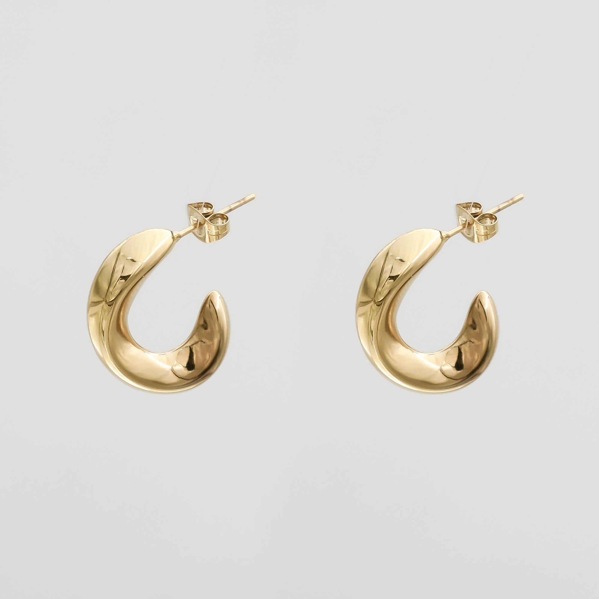 PRYA_NadineEarrings3.jpg