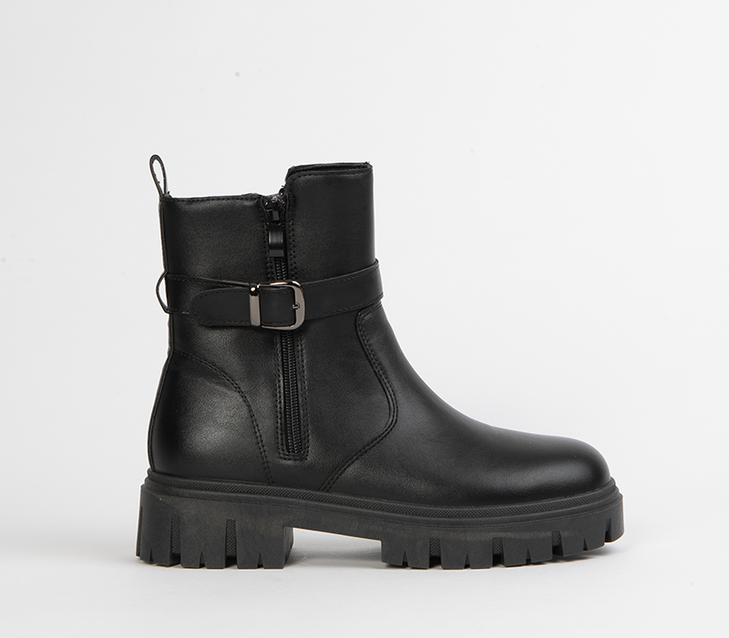 combatbootblack1.png