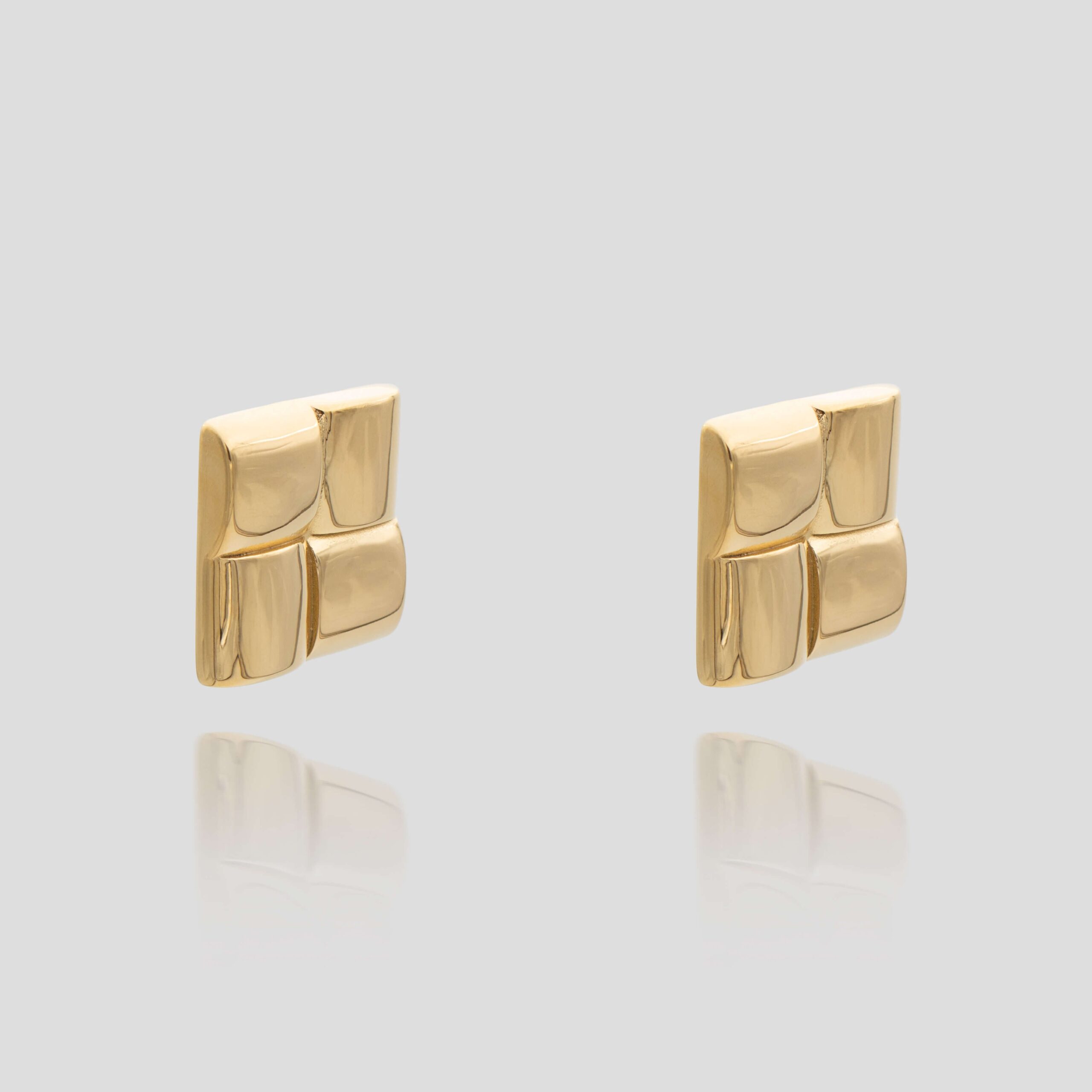 kiaearring2-gold_PRYA_1.jpg